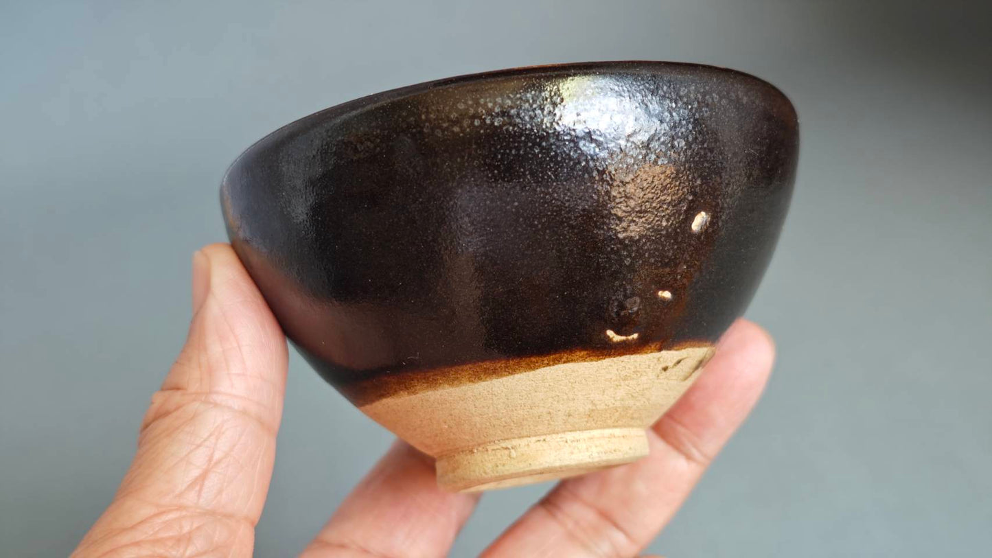 宋金磁州窯黑釉油滴小盞