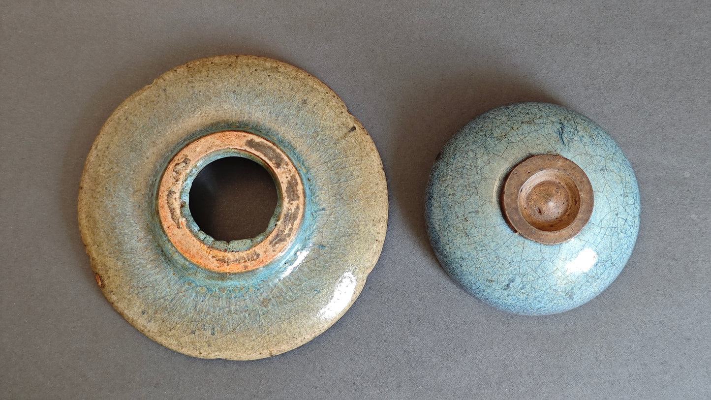 金元 鈞窯天藍釉紫斑盞連托